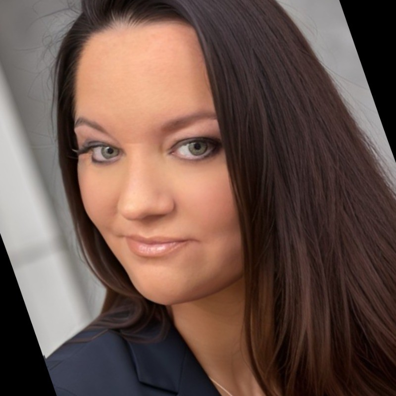 Liz Mauldin headshot